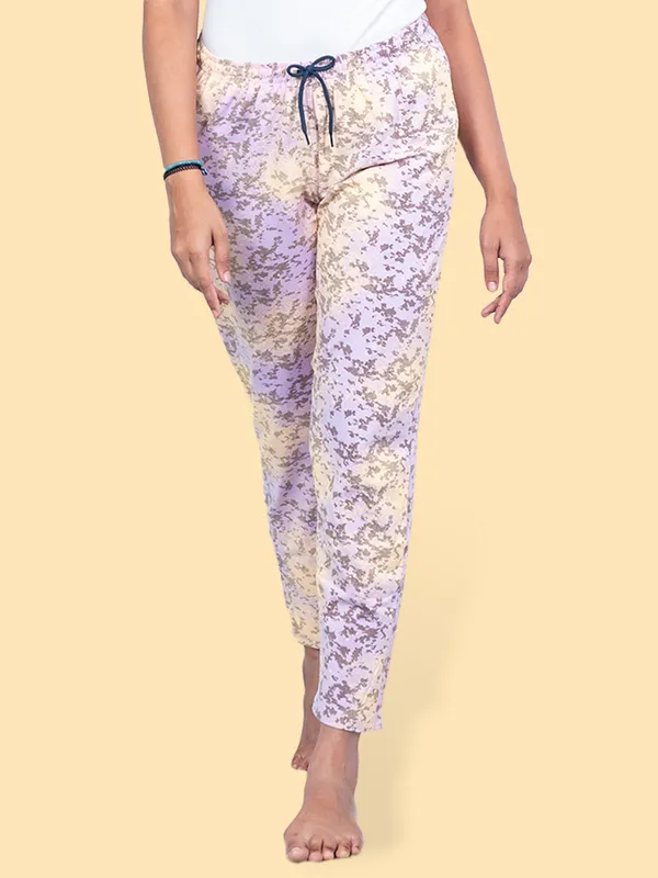 Light_Purple_Cotton_Indi_Pyjama_For_Women