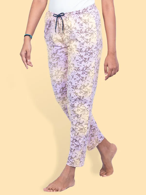 Light_Purple_Cotton_Indi_Pyjama_For_Women