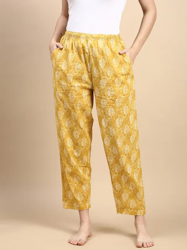 Kryptic_Women_Pyjama