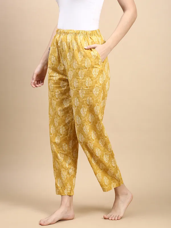 Kryptic_Women_Pyjama