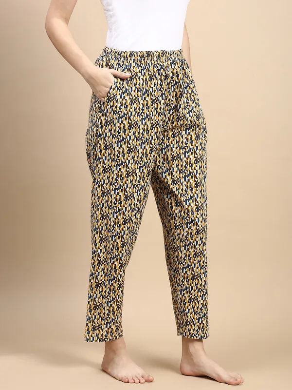 Kryptic_Women_Pyjama