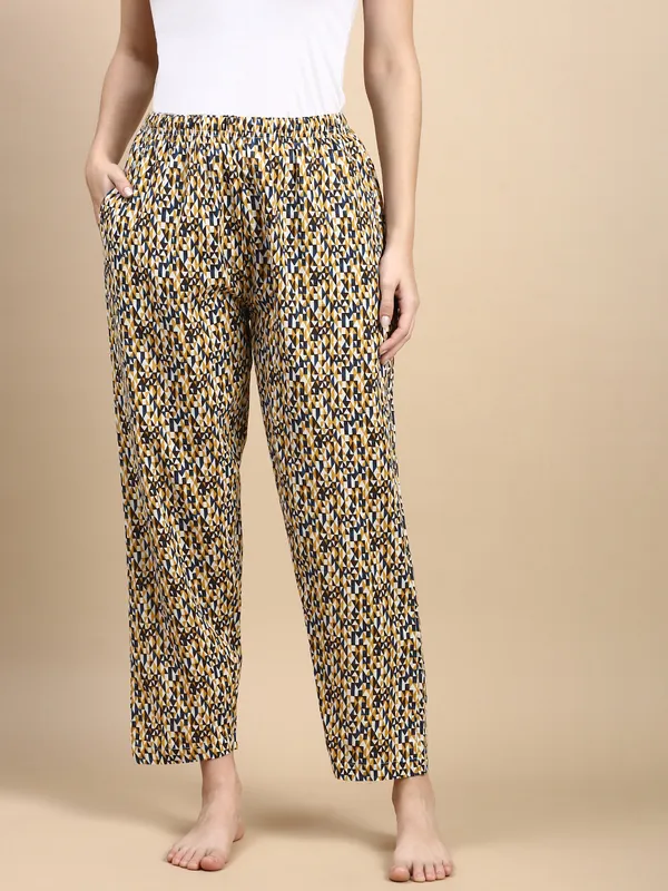 Kryptic_Women_Pyjama