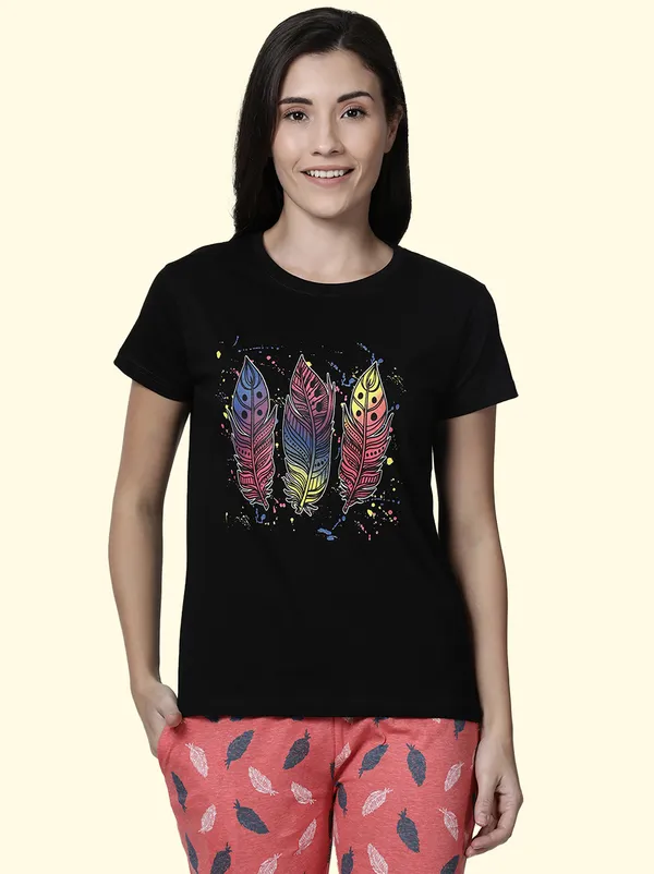 Black_Printed_Round_Neck_T-Shirt_For_Women