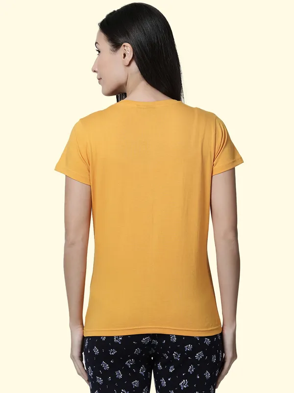Yellow_Printed_Round_Neck_T-Shirt_For_Women