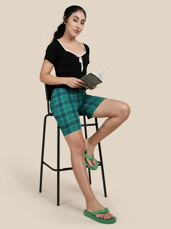 Kryptic_Checkered_Women_Light_Green_Regular_Shorts