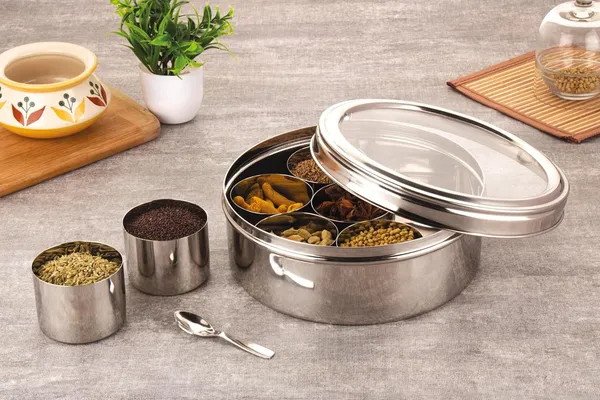 Stainless_Steel_Premium_Sober_Shape_Masala_(Spice)_Box_With_7_Containers_And_Small_Polish_Spoon_&_Top_See_Through_Lid