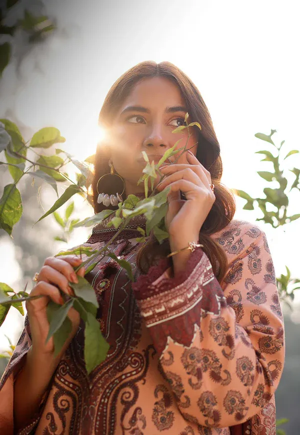 Peach_&amp;_Maroon_Printed_Lawn_Suit