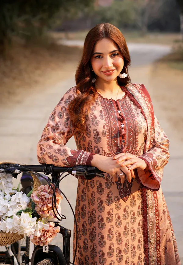 Peach_&amp;_Maroon_Printed_Lawn_Suit