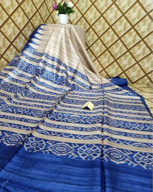 Silkmark_Tussar_Tranquil_Blockprint_Biege_&_Blue_Saree