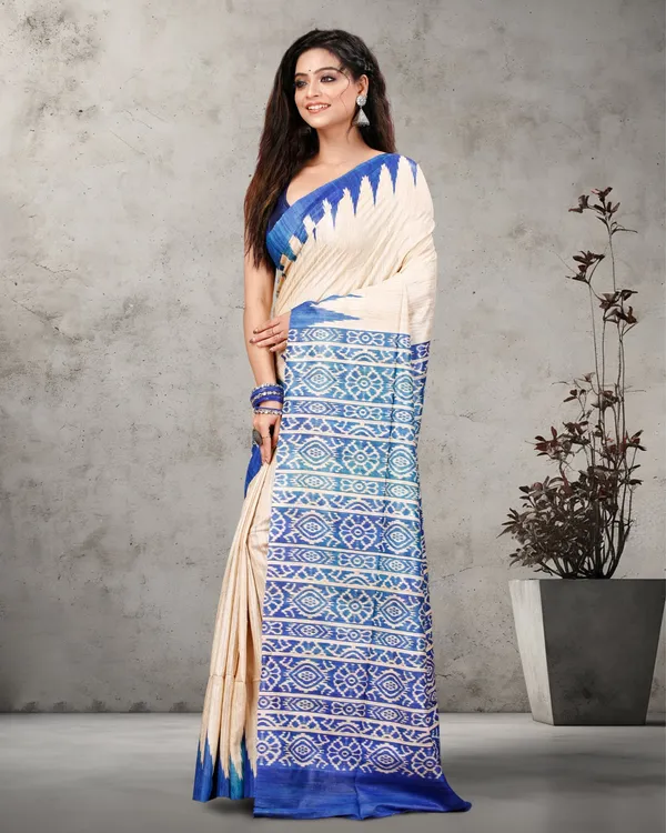 Silkmark_Tussar_Tranquil_Blockprint_Biege_&_Blue_Saree