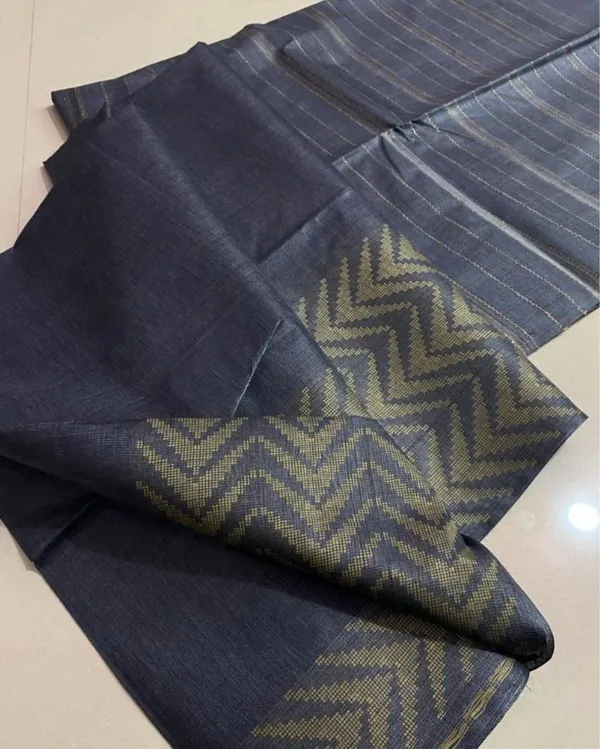 Incandescent_Chanderi_Silk_Gray_Saree