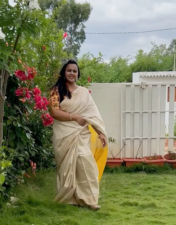 Handloom_Kota_Silk_Dreamy_Beige_&_Yellow_Saree