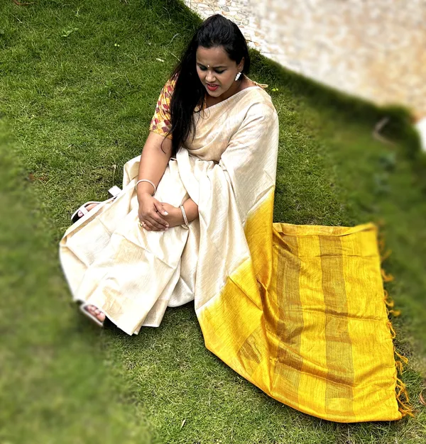 Handloom_Kota_Silk_Dreamy_Beige_&_Yellow_Saree