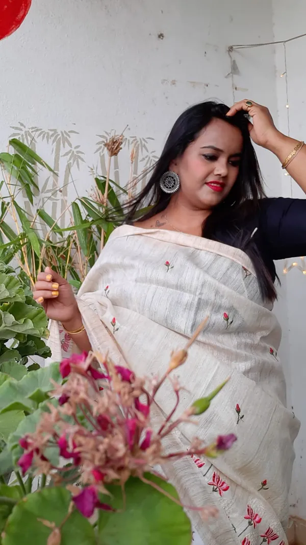 Silkmark_Certified_Pure_Tussar_Modern_Embroidered_White_Saree
