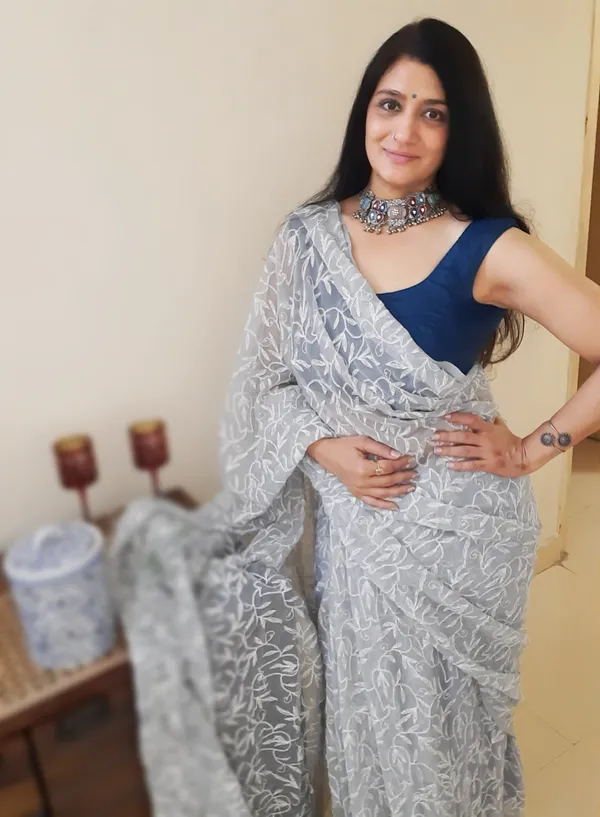 Tepchi_Handwork_Georgette_Work_Gray_Saree