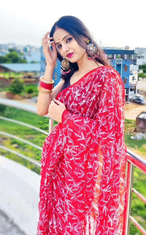 Tepchi_Handwork_Georgette_Work_Red_Saree