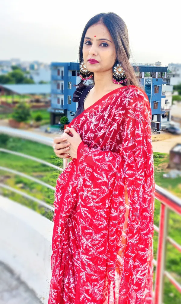 Tepchi_Handwork_Georgette_Work_Red_Saree