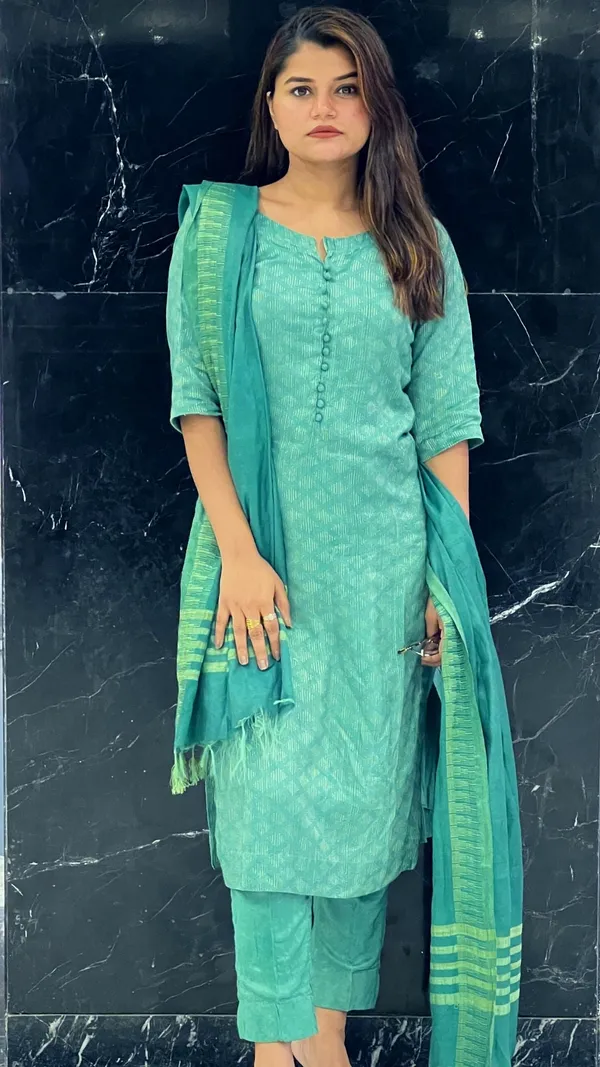 Katan_Silk_Color-Rich_Handcrafted_Green_Suit