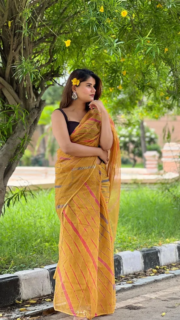 Golden_Cotton_Kota_Doria_Mustard_Saree_Handcrafted