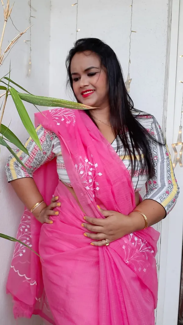 Lively_Kota_Doria_Cotton_Bel_Embroidery_Pink_Saree_Handdyed