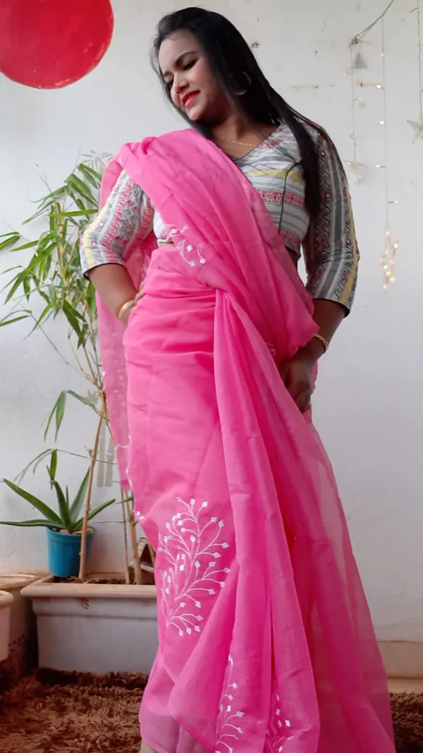 Lively_Kota_Doria_Cotton_Bel_Embroidery_Pink_Saree_Handdyed