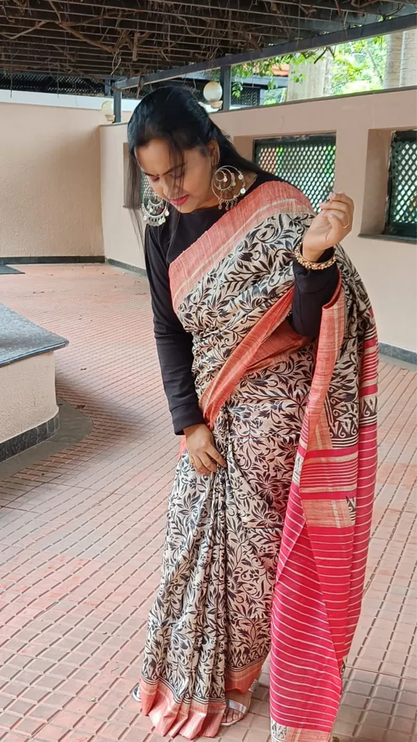 Silkmark_Tussar_Unique_Blockprint_Black_&_Red_Saree