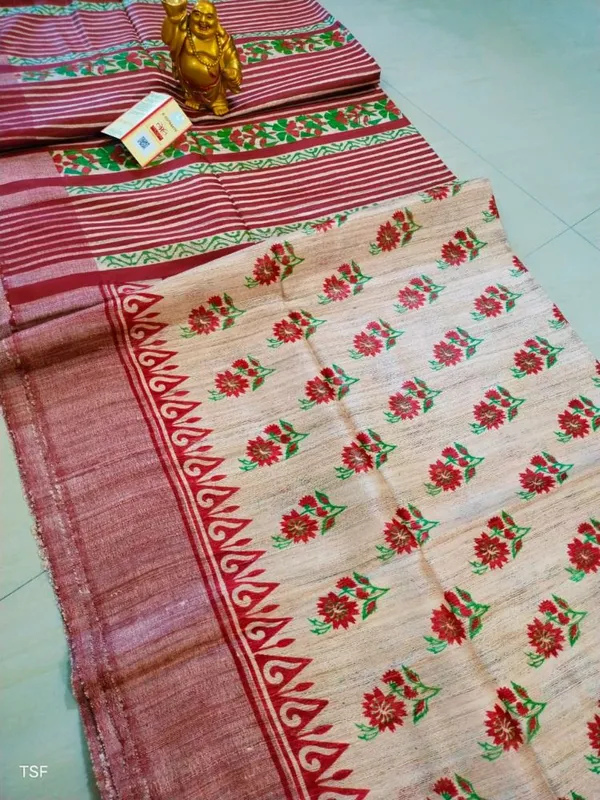 Silkmark_Tussar_Blushing_Blockprint_Red_&_Beige_Saree