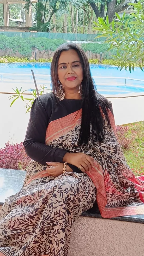 Silkmark_Tussar_Vivid_Blockprint_Red_&_Black_Saree