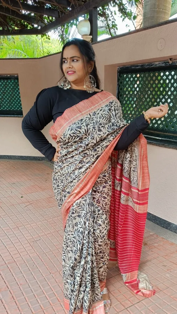 Silkmark_Tussar_Vivid_Blockprint_Red_&_Black_Saree