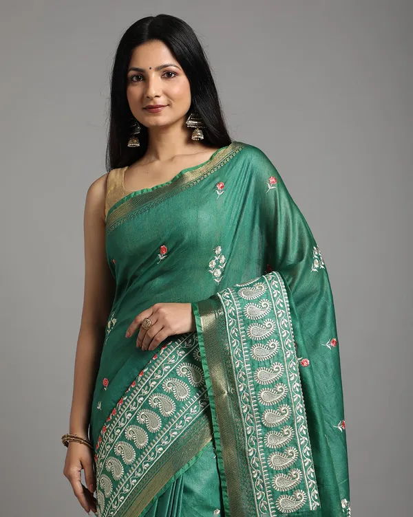 Ornamental_Silk_Linen_Embroidered_Green_Saree