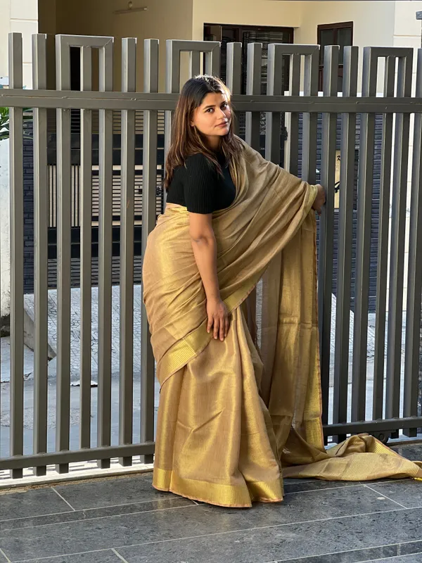 Alluring_Pure_Tissue_Linen_Gold_Hue_Handdyed_Saree