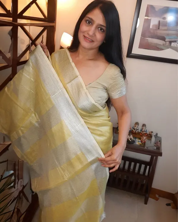 Ethereal_Pure_Tissue_Linen_Yellow_Handdyed_Saree