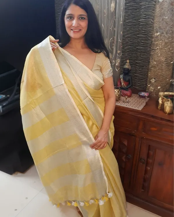 Ethereal_Pure_Tissue_Linen_Yellow_Handdyed_Saree