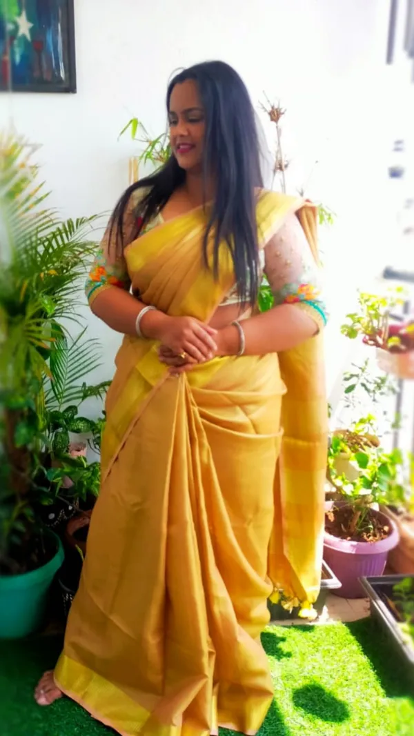 Blissful_Pure_Tissue_Linen_Golden_Handdyed_Saree
