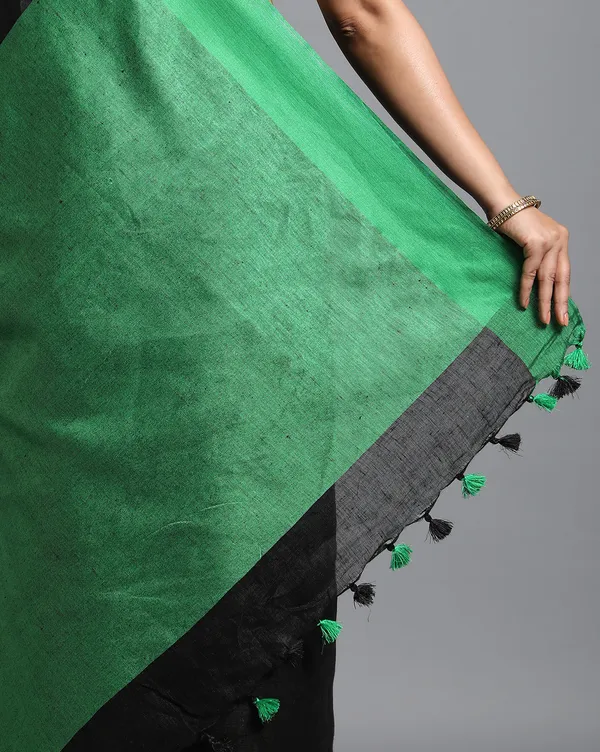 Whimsical_Handwoven_Pure_Linen_Black_Saree