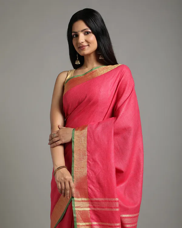 Enigmatic_Handwoven_Pure_Linen_Red_Saree