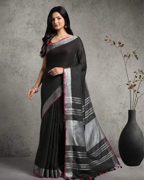 Tranquil_Handwoven_Pure_Linen_Black_Saree