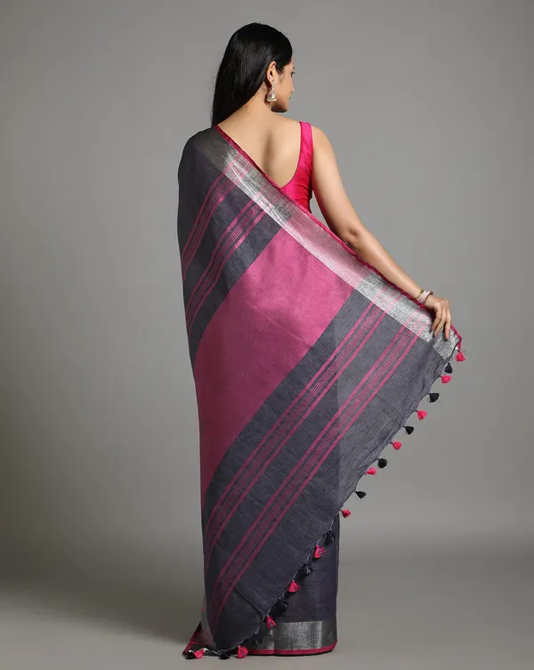 Intriguing_Handwoven_Pure_Linen_Black_Saree