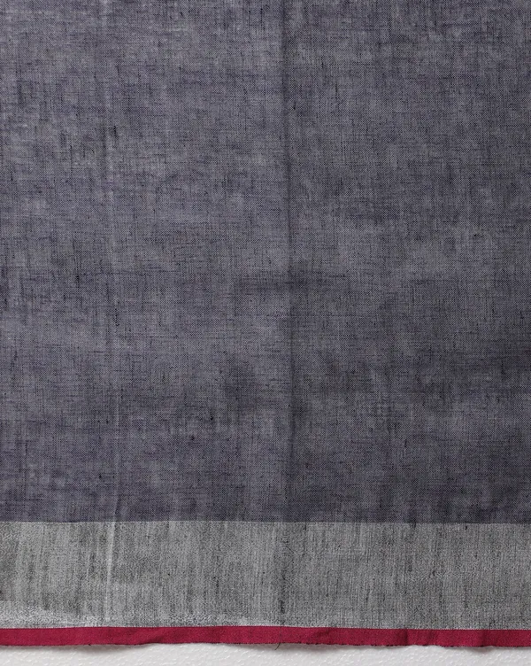 Intriguing_Handwoven_Pure_Linen_Black_Saree