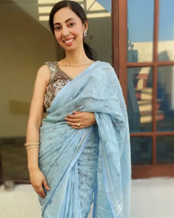 Intricate_Pure_Linen_Embroidered_Handloom_Blue_Saree