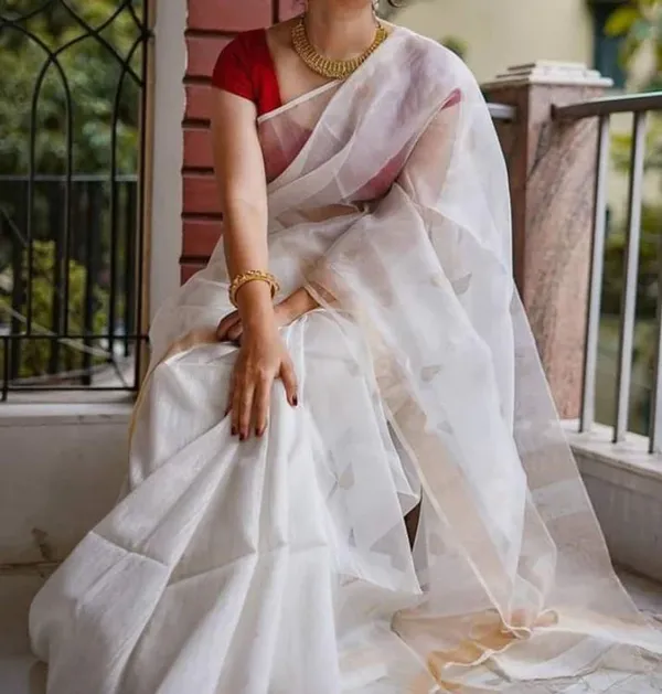 Incandescent_Silk_Linen_White_Saree_Buta