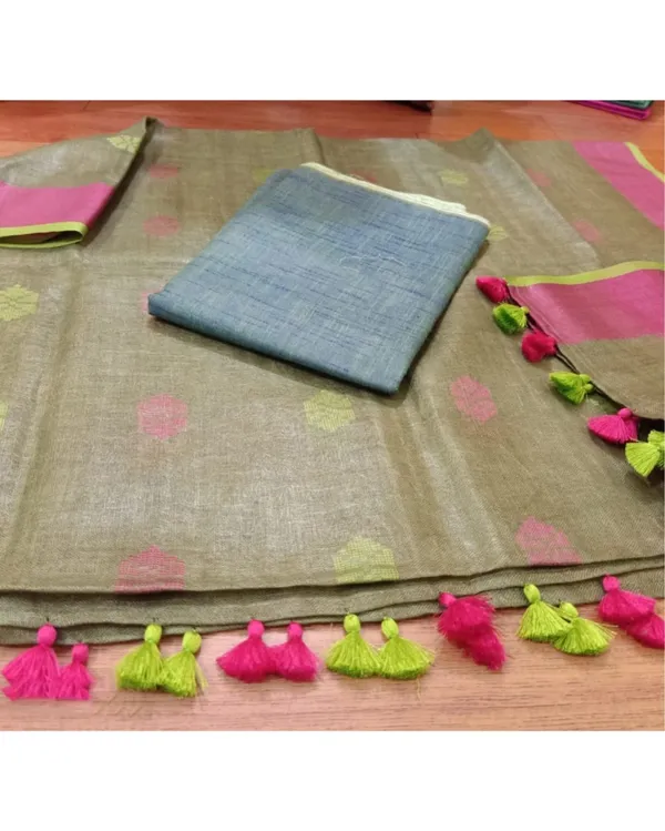 Pure_Linen_Lustrous_Green_Dupatta_&_Katan_Silk_Gray_Top_Set