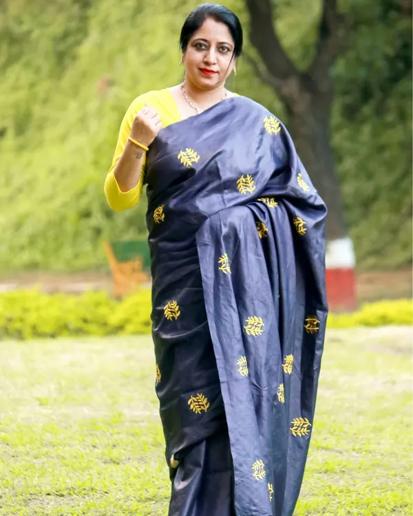 Silkmark_Pure_Tussar_Vivid_Embroidered_Black_Saree