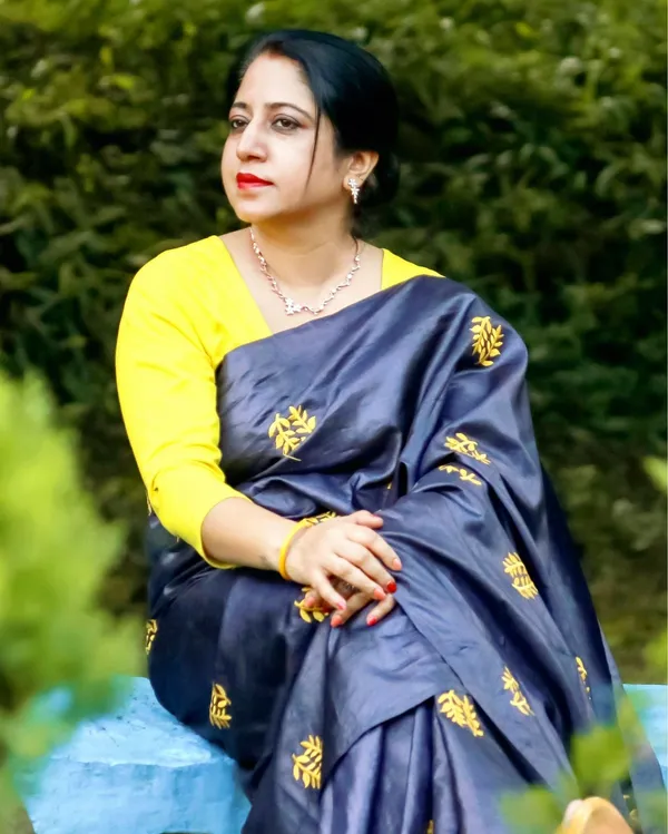 Silkmark_Pure_Tussar_Vivid_Embroidered_Black_Saree
