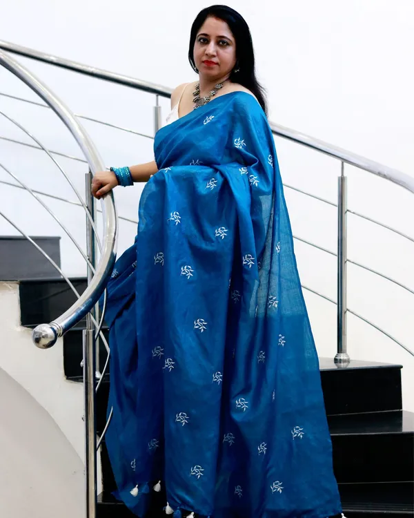 Silkmark_Pure_Tussar_Vivid_Embroidered_Blue_Saree
