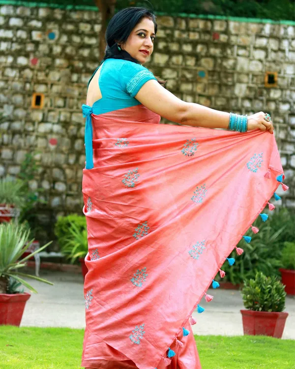 Silkmark_Pure_Tussar_Melodic_Embroidered_Peach_Saree