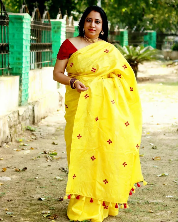 Silkmark_Pure_Tussar_Lively_Embroidered_Yellow_Saree