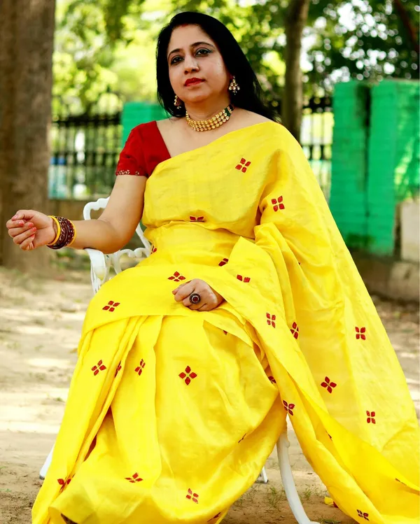 Silkmark_Pure_Tussar_Lively_Embroidered_Yellow_Saree