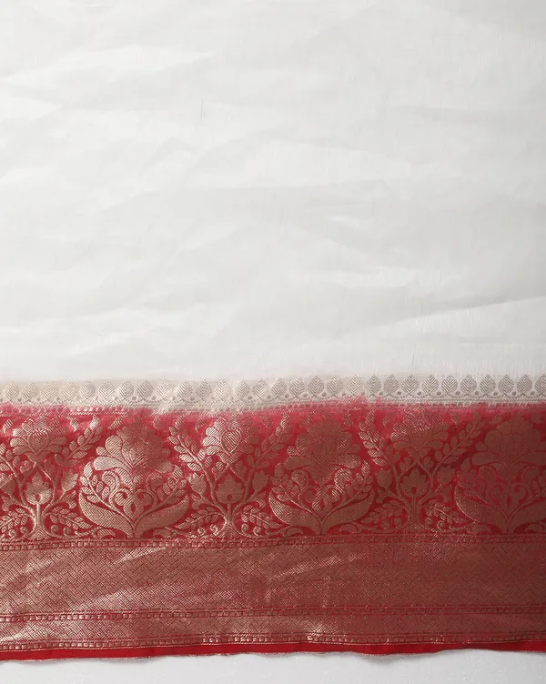 Eclipsing_Banarasi_Silk_Linen_White_Handloom_Saree