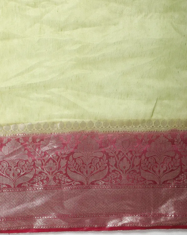 Bold_Banarasi_Silk_Linen_Green_Handloom_Saree